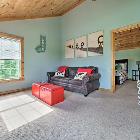 Sevierville Lake House With Deck And Foosball Table! Esterno foto