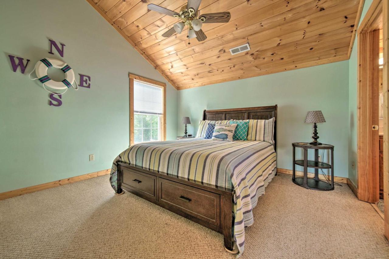 Sevierville Lake House With Deck And Foosball Table! Esterno foto