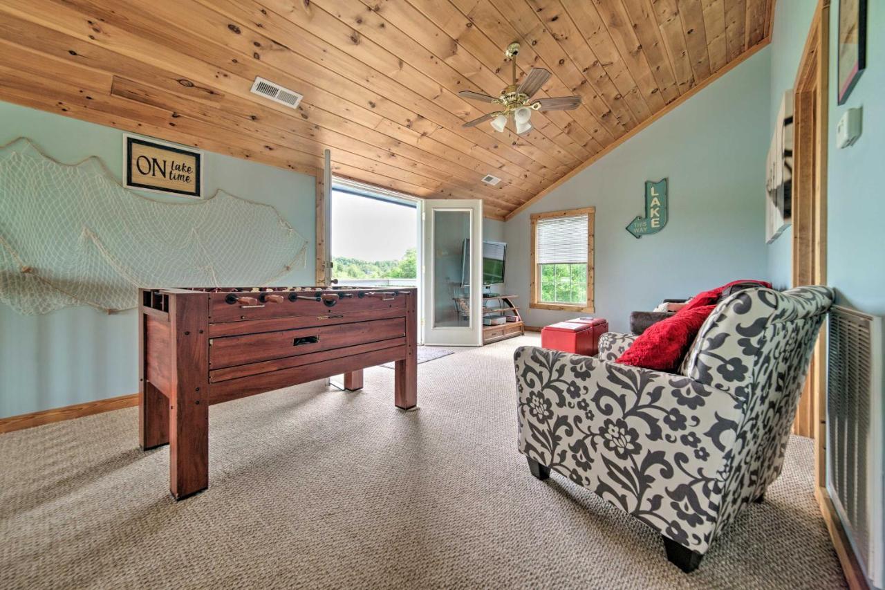 Sevierville Lake House With Deck And Foosball Table! Esterno foto